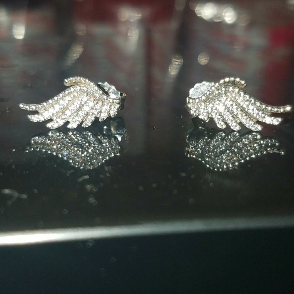 Pandora Wings earring